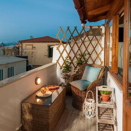 Casa Emily Apartment Ханя Екстериор снимка